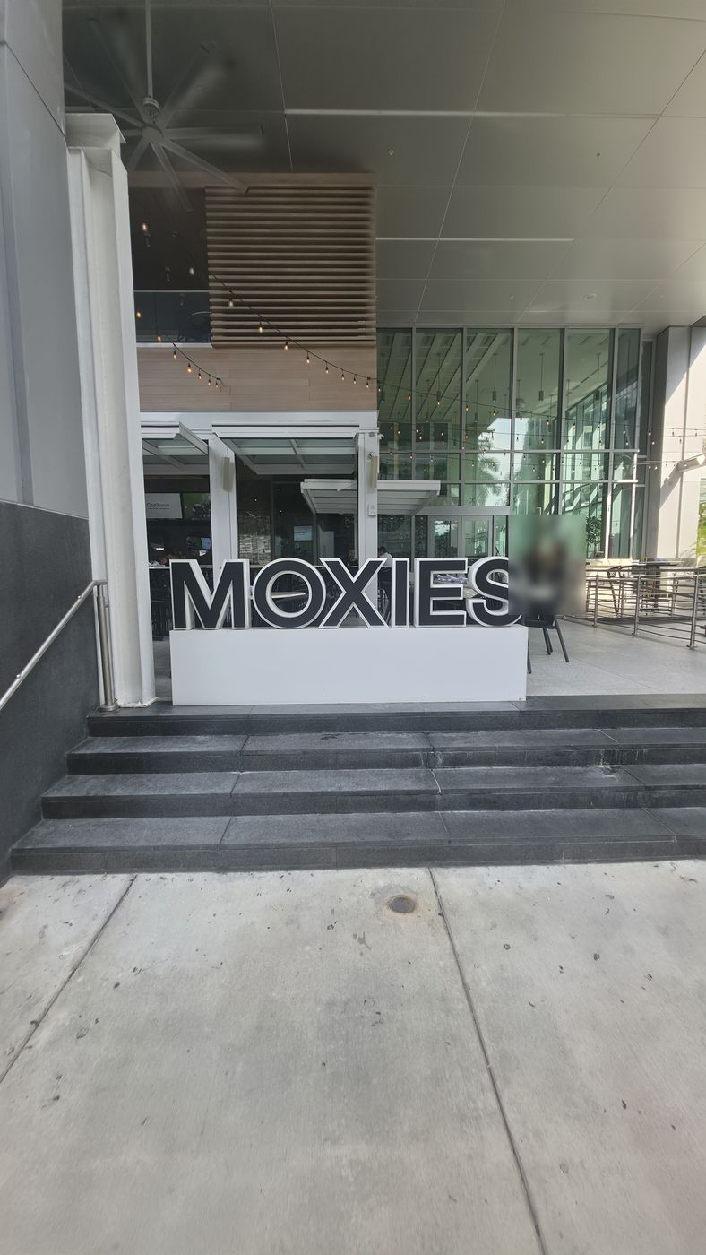 Moxies patio sign